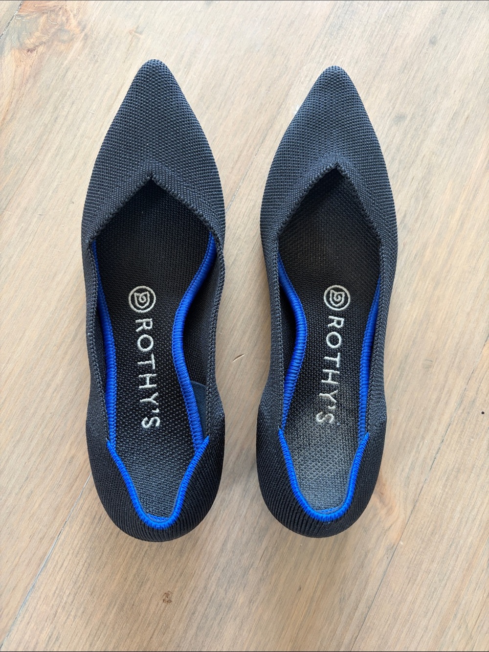 Rothy's Black Pointed Knit Flats with Blue Trim